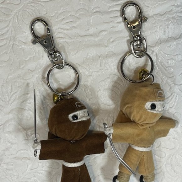 TWO Ninja String Doll Keychain Toys w/Swords Tan/Brown 2.5" x 3" NEW - Picture 5 of 16